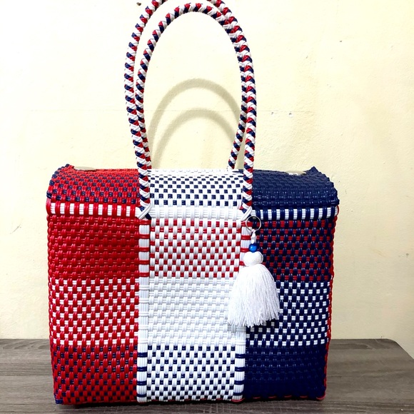 Beautiful Hand-made Purse ♥️